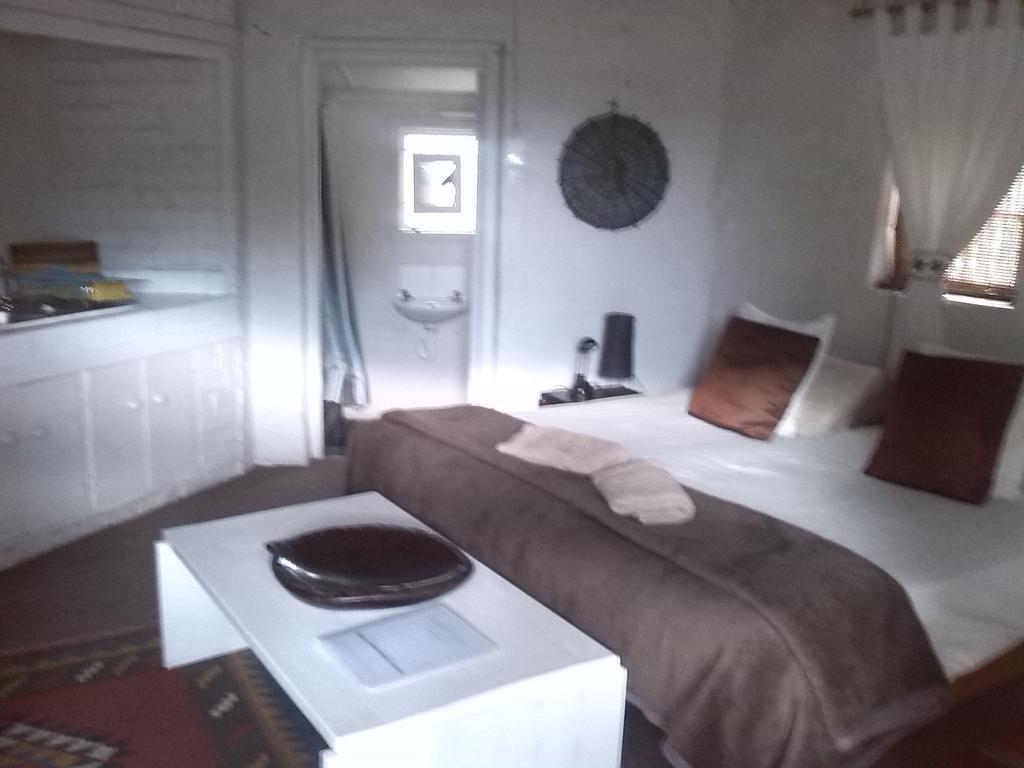 Karoo Soul Hostel Oudtshoorn Bilik gambar